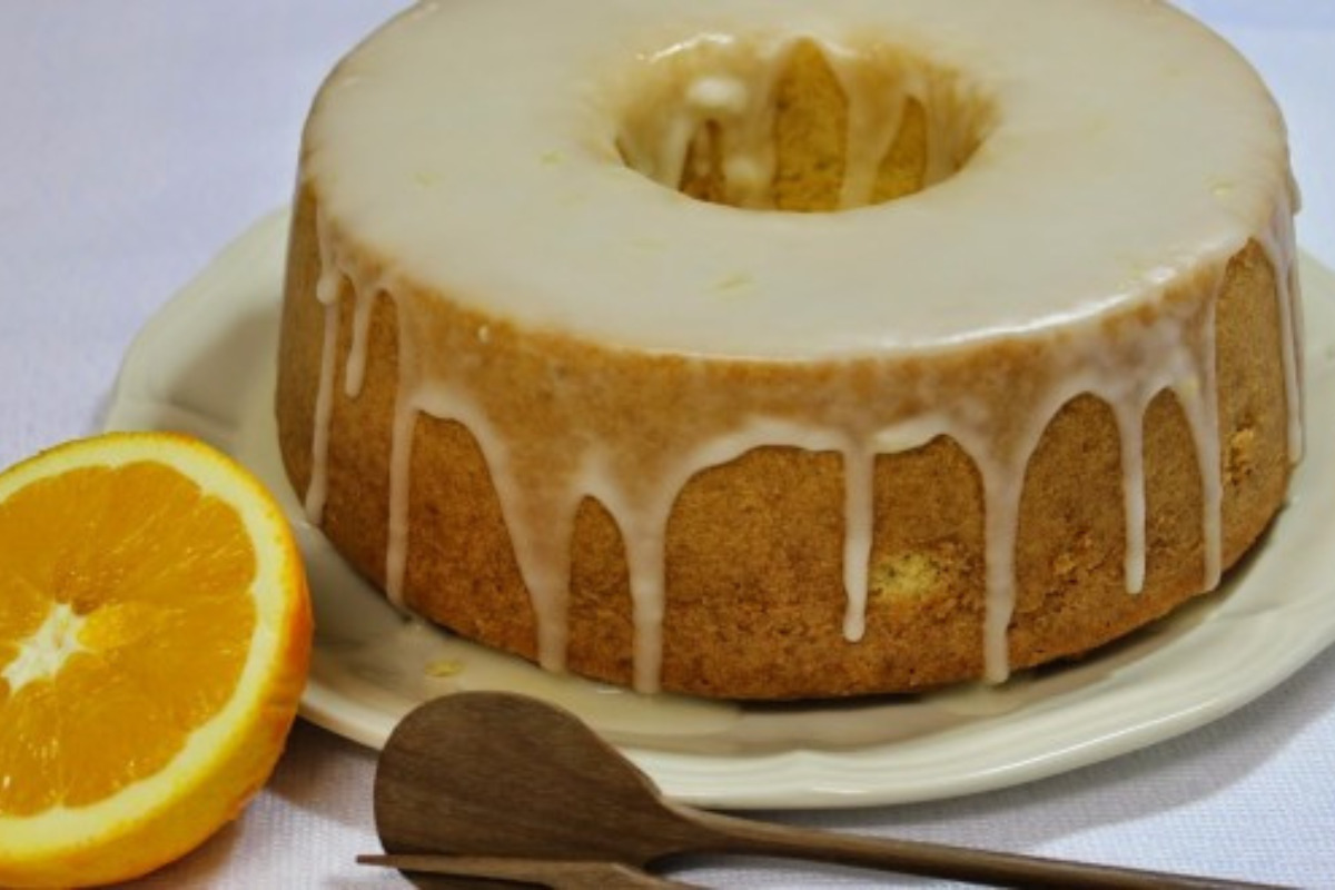 Bolo de Laranja com Calda