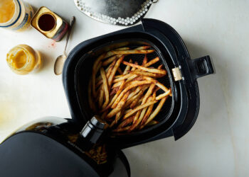 Batata crocante na air fryer: veja como preparar do jeito certo