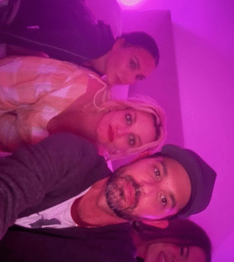 Encontro divertido: Britney Spears em noite de pijamas com as Kardashians