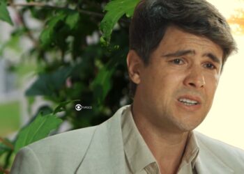 Candinho luta pela vida após atentado em “Êta Mundo Melhor!”