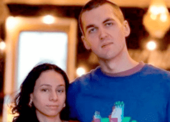 Russa é condenada a 12 Anos por Esquartejar rapper Andy Cartwright