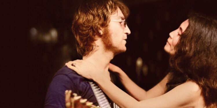 Novo Documentário Muda Perspectiva dos Fãs sobre Yoko Ono e o Fim dos Beatles