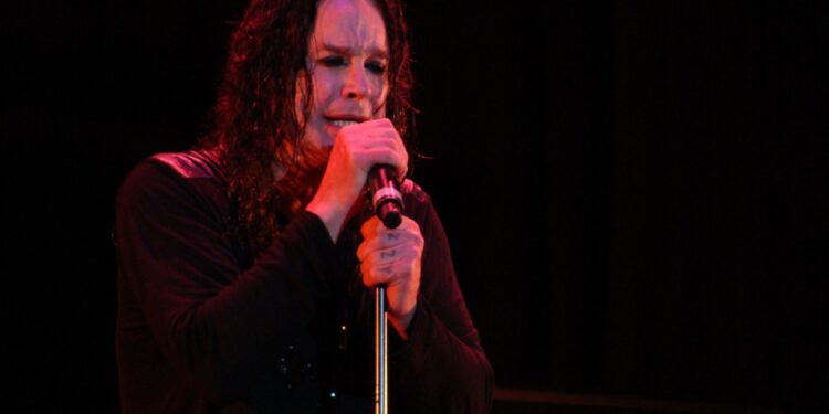 Sharon Osbourne Negocia Retorno do Ozzfest para 2027