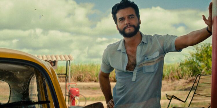 Filme Brasileiro ‘O Agente Secreto’ Conquista Critics Choice 2026 em Noite de Tensão