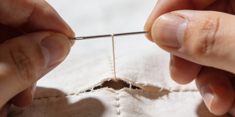 Ponto Invisível: Técnica Simples que Restaura Roupas Danificadas