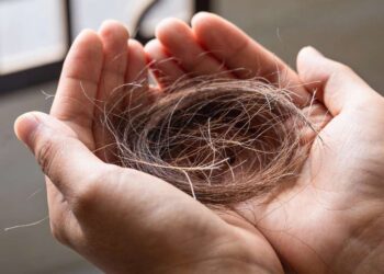 Cabelo Sem Vida: Entenda as Causas Além da Hidratação