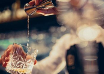 Estudo Liga Consumo de Álcool ao Aumento do Risco de AVC