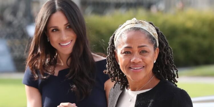 Meghan Markle e a Tensão Familiar: Relação com a Mãe Doria Ragland em Crise, Revela Site