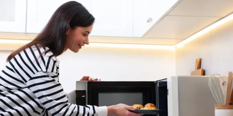 Micro-ondas: Segurança e Impacto na Saúde