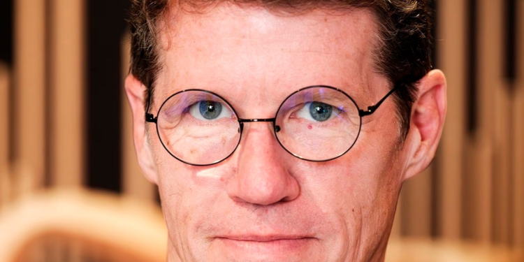 Morre Guy Moon, Compositor de ‘Os Padrinhos Mágicos’ e ‘Bob Esponja’, em Acidente de Trânsito