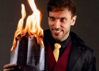 Leo Lins Revela Previsão de Tarô sobre Absolvição e Manda Recado aos Críticos