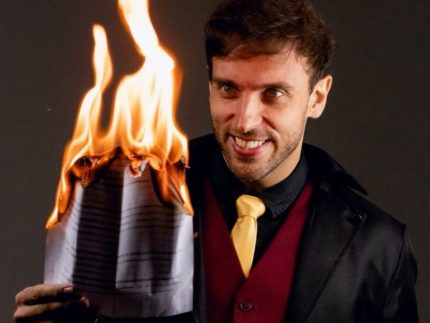 Leo Lins Revela Previsão de Tarô sobre Absolvição e Manda Recado aos Críticos