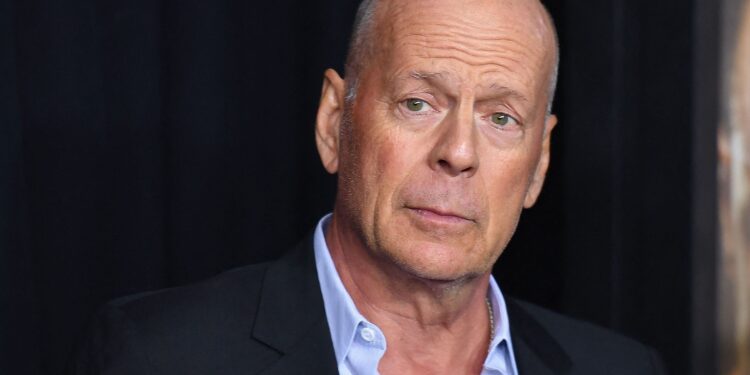 Bruce Willis e o Desprezo pelo Oscar: A História de um Ícone de Hollywood