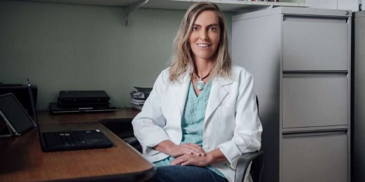 Tatiana Sampaio: Cientista Brasileira Avança em Recuperação de Movimentos com Polilaminina