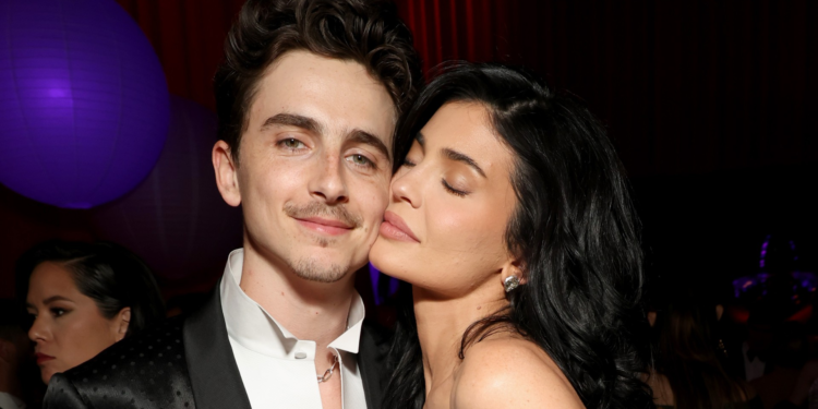Timothée Chalamet e Kylie Jenner Ausentes no Grammy: Saiba o Motivo