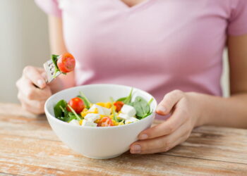 Dieta Adequada para o Controle da Herpes: Alimentos para Incluir e Evitar