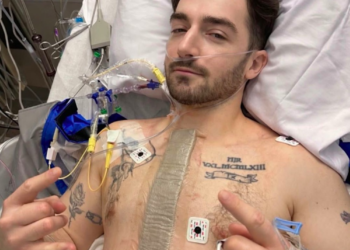 Daniel Neeson, filho de Liam Neeson, relata recuperação após cirurgia cardíaca devido a condição rara