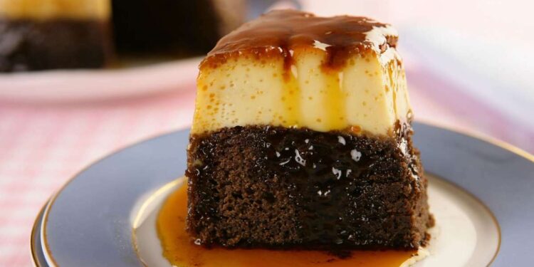 Como Preparar um Delicioso Bolo Pudim de Dois Sabores