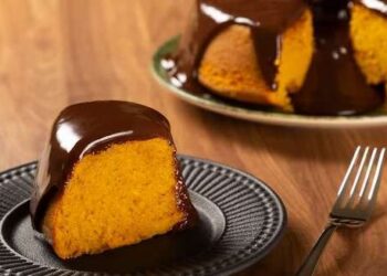Aprenda a Fazer Bolo de Cenoura com Chocolate na Air Fryer
