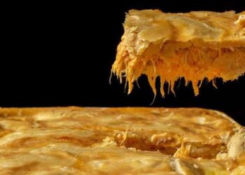 Mini Empadão na Airfryer: Receita Fácil com Três Ingredientes