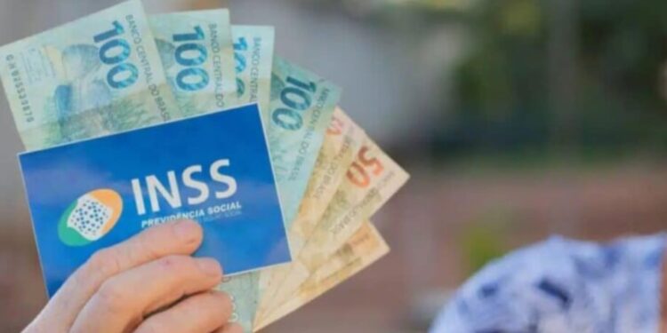 INSS Alerta Brasileiros com Renda Acima de R$ 1.621 Sobre Descontos Indevidos
