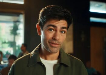 Adrian Grenier Faz Piada Sobre Exclusão de ‘O Diabo Veste Prada 2’
