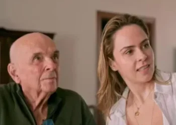 Pai de Ana Paula Renault, Ex-Deputado, é Internado em Belo Horizonte